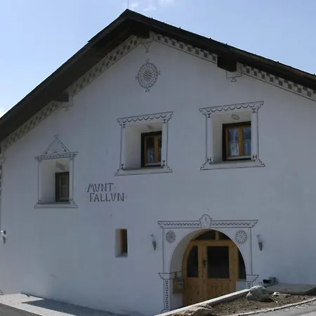 Garni Munt Fallun Ftan